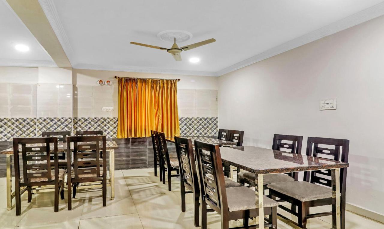 Itsy By Treebo - Royal Galaxy Kukatpally Hyderabad Exterior foto