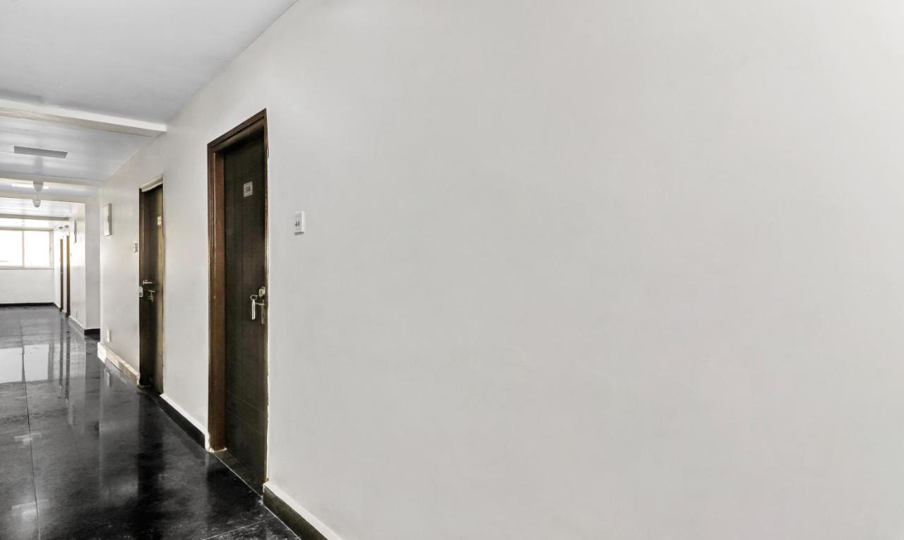 Itsy By Treebo - Royal Galaxy Kukatpally Hyderabad Exterior foto